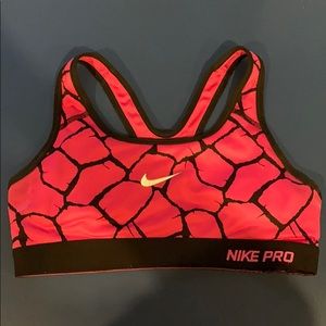 Nike pro sports bra pink